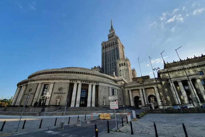 Warszawa z rozrywką.