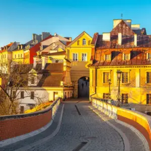 Tajemnice Koziego Grodu: Od Królewskiego Zamku po Podziemne Labirynty Lublina